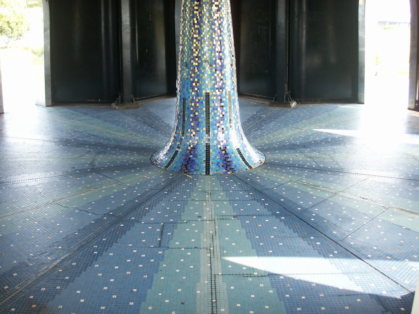 甦れパラダイスの塔