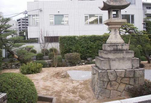 目土、砂利敷き完成